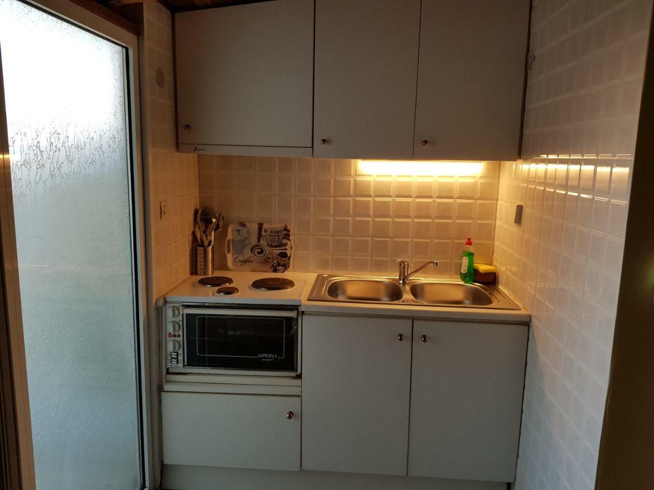Appartamento Cozzy In Néa Mákri